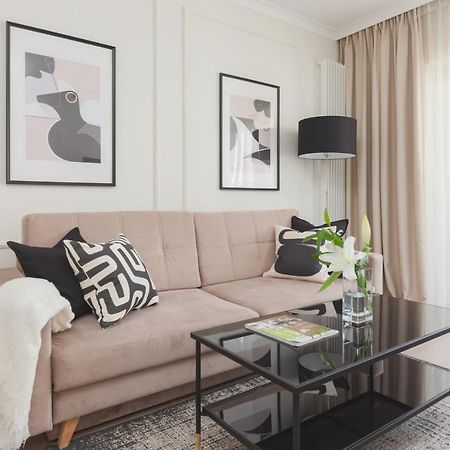 Mennica Residence Central Apartment By Renters Prestige Varşova Dış mekan fotoğraf