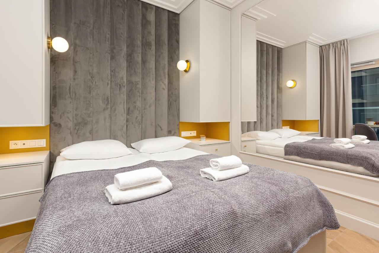 Mennica Residence Central Apartment By Renters Prestige Varşova Dış mekan fotoğraf