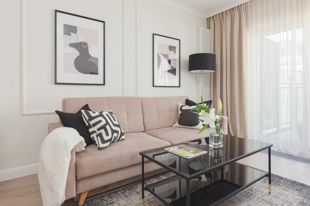 Mennica Residence Central Apartment By Renters Prestige Varşova Dış mekan fotoğraf