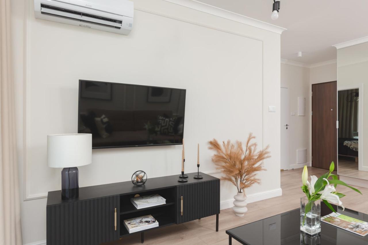 Mennica Residence Central Apartment By Renters Prestige Varşova Dış mekan fotoğraf