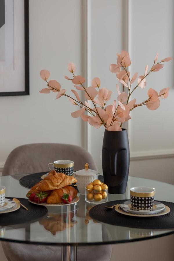 Mennica Residence Central Apartment By Renters Prestige Varşova Dış mekan fotoğraf