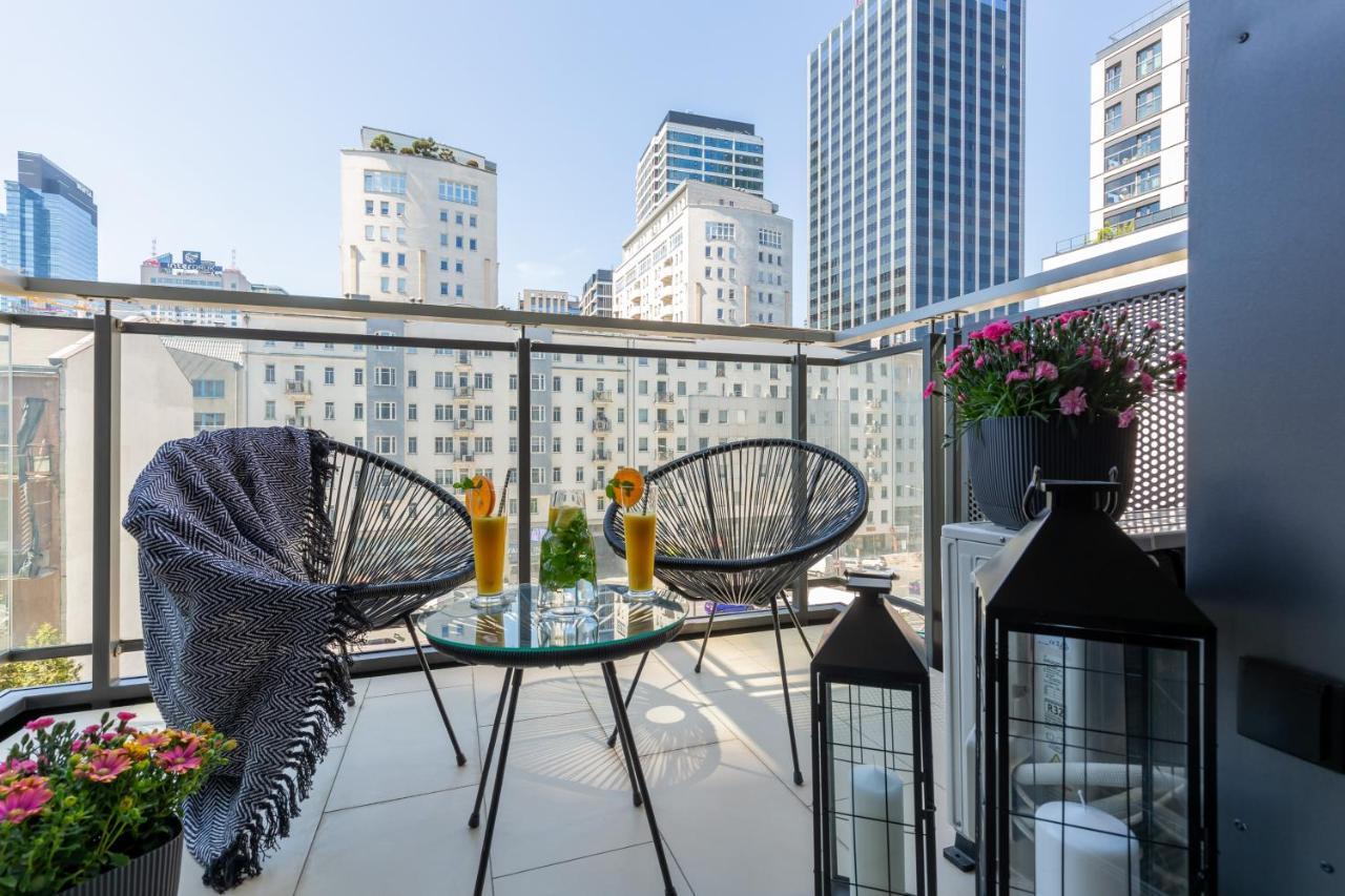 Mennica Residence Central Apartment By Renters Prestige Varşova Dış mekan fotoğraf